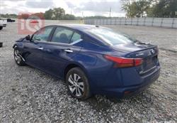 نيسان ألتيما